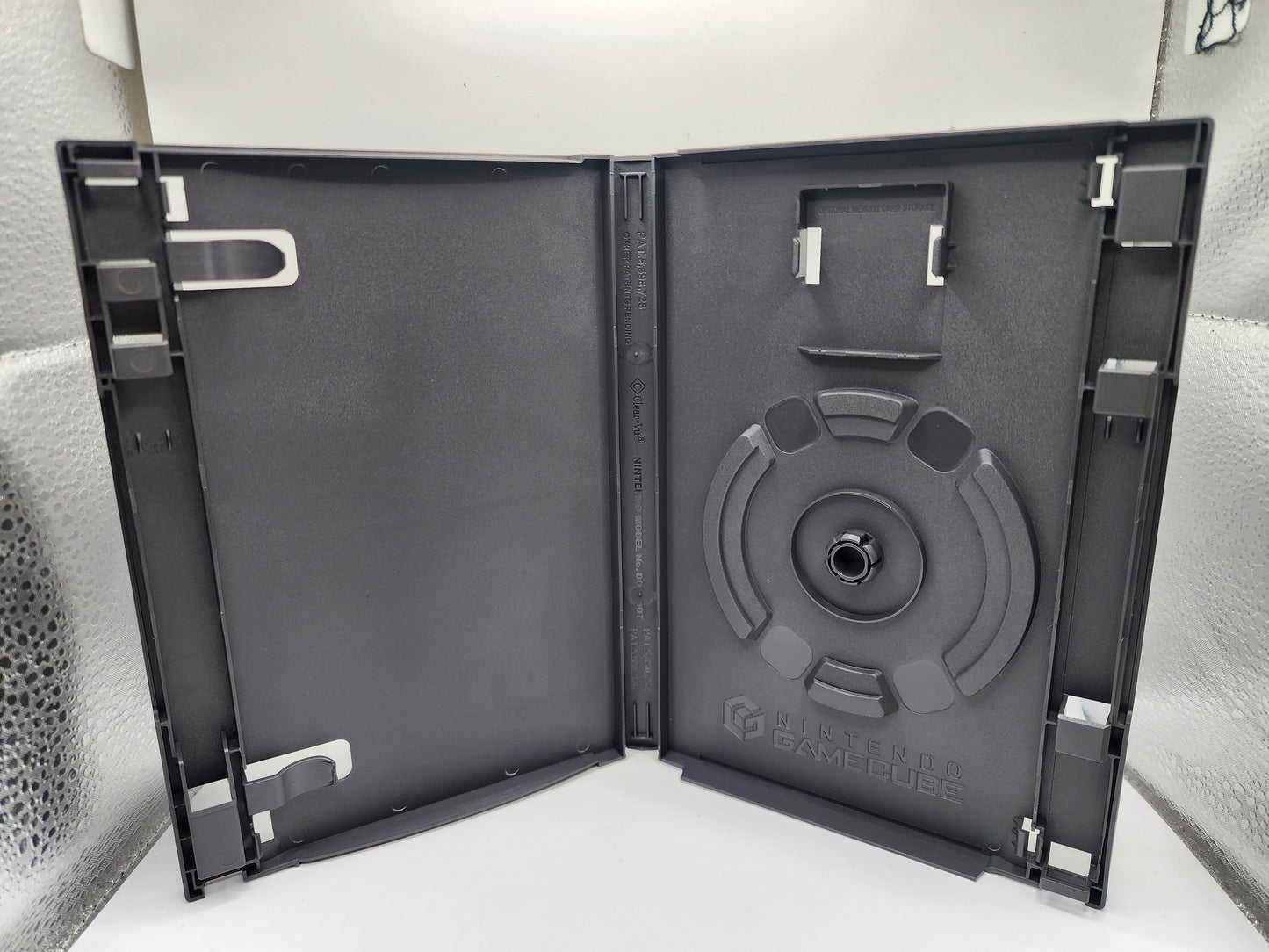 Cases U